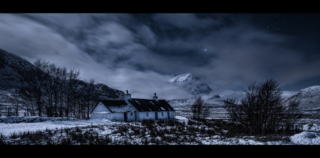 black-rock-cottage-by-moonlight