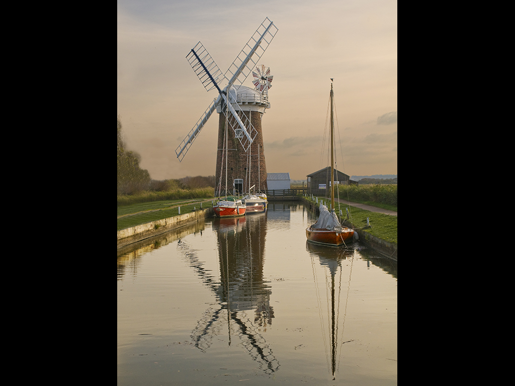 REFLECTIONS OF A NORFOLK EVENING by Bob Richards