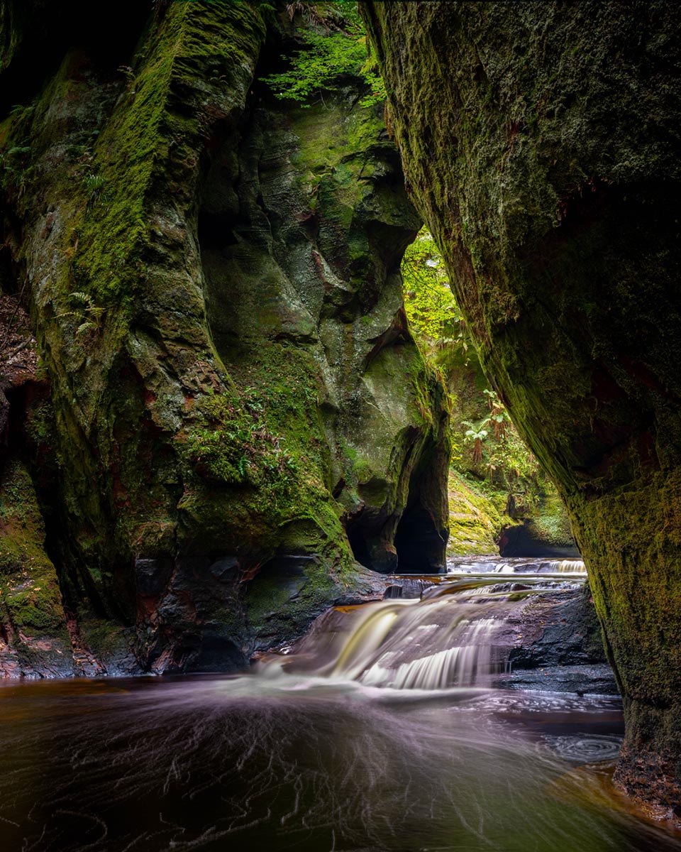 THE DEVILS PULPIT by Chris Houldsworth