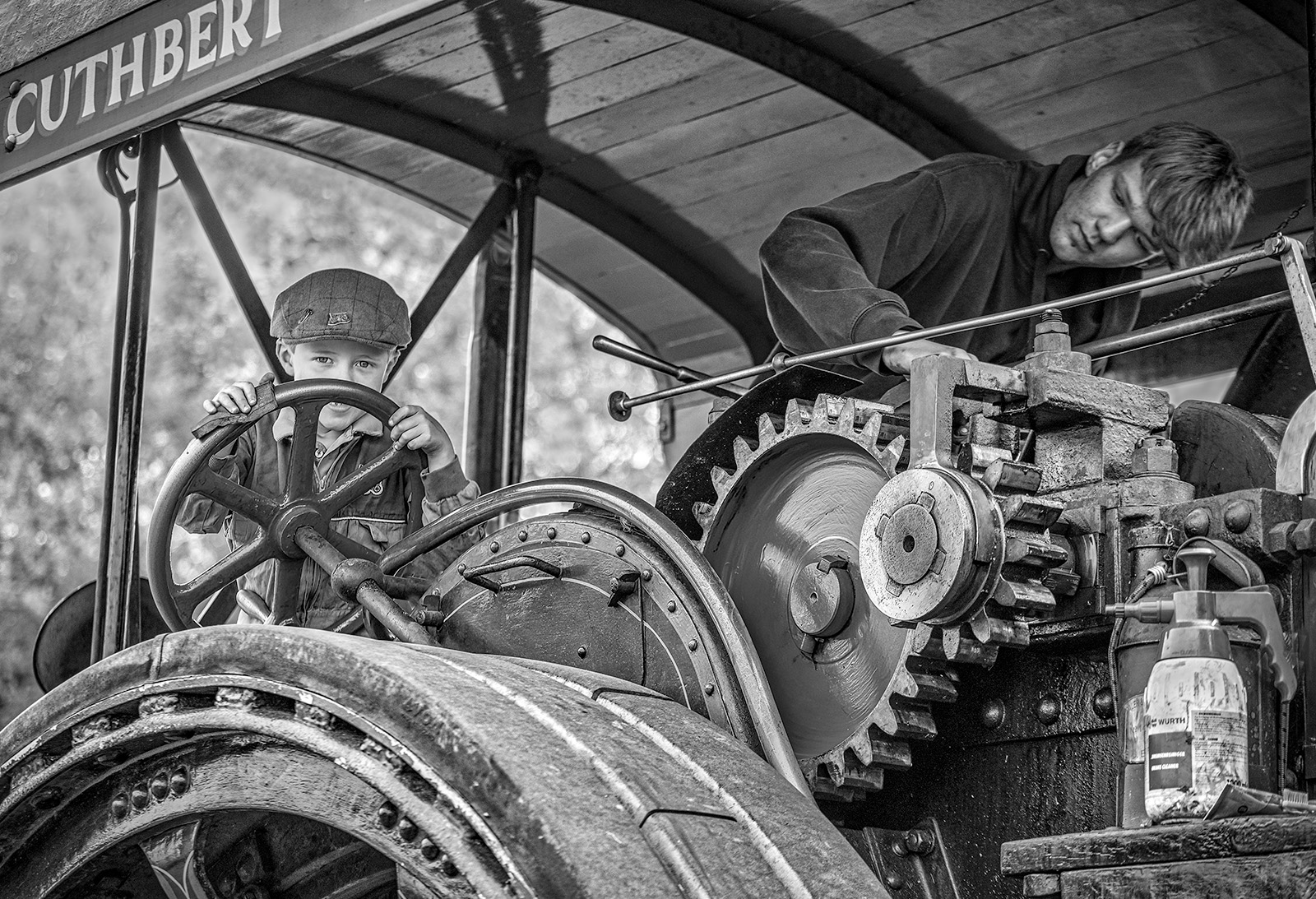 THE IRON HORSES KEEPERS by Nigel Stewart