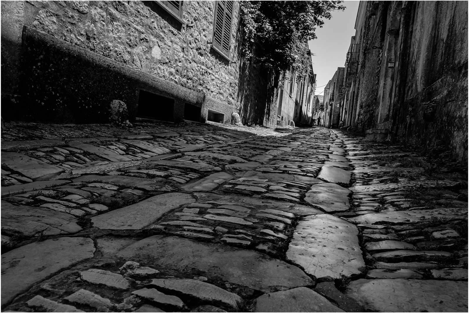 COBBLES by Chris Houldsworth