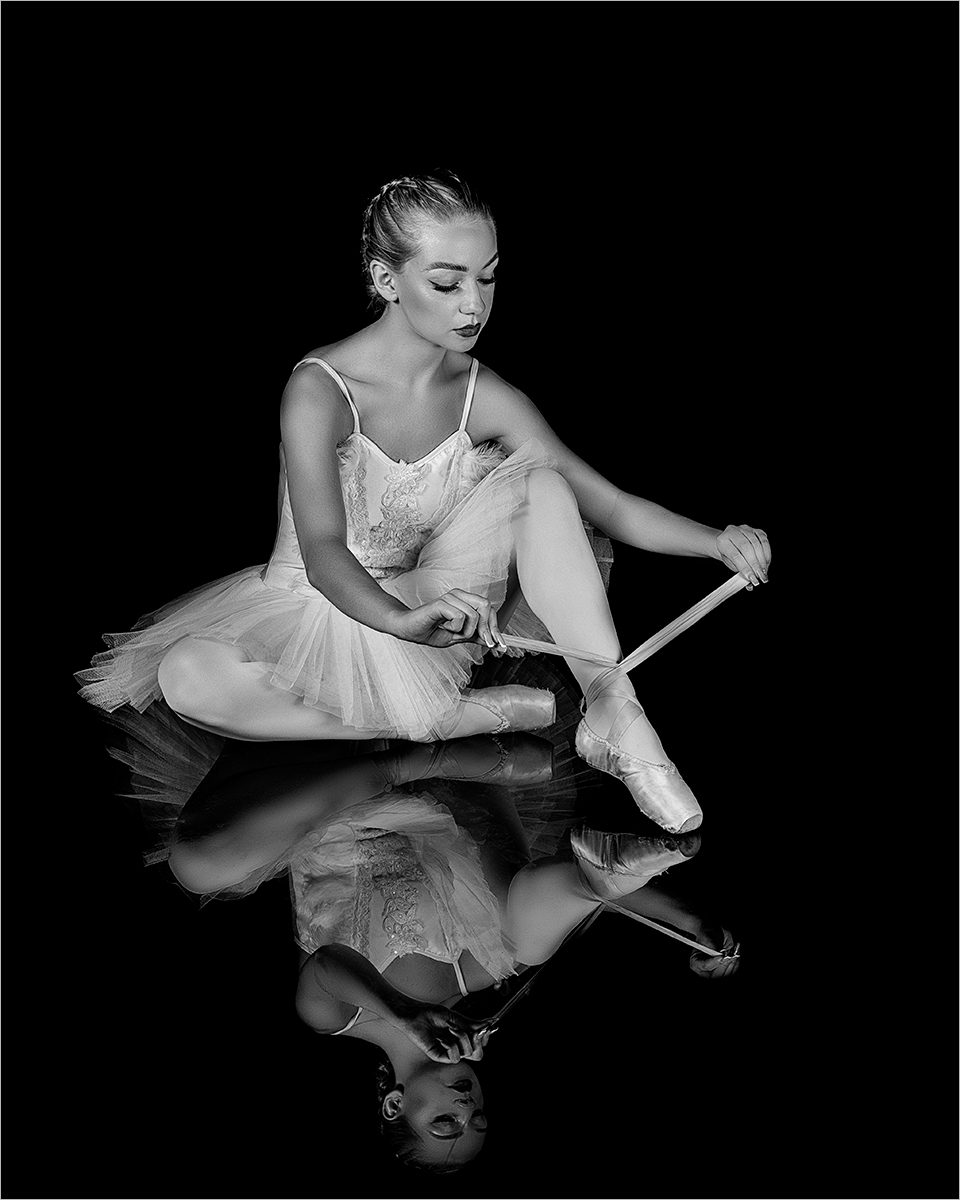 REFLECTIONS OF A BALLERINA by Sue Hartley